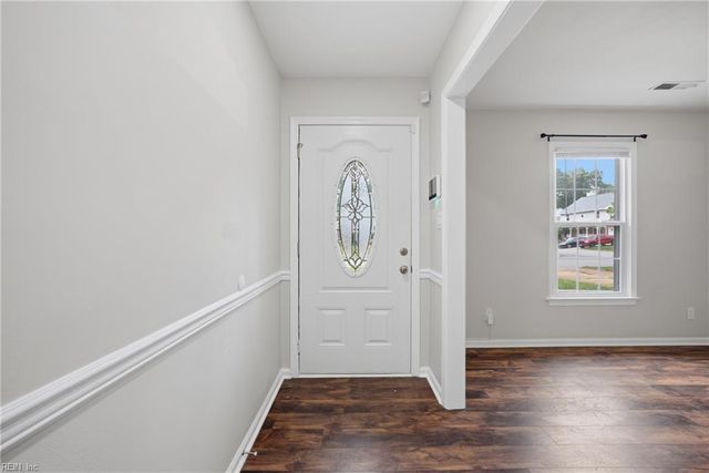 2252 Newstead DR, Virginia Beach, VA 23454
