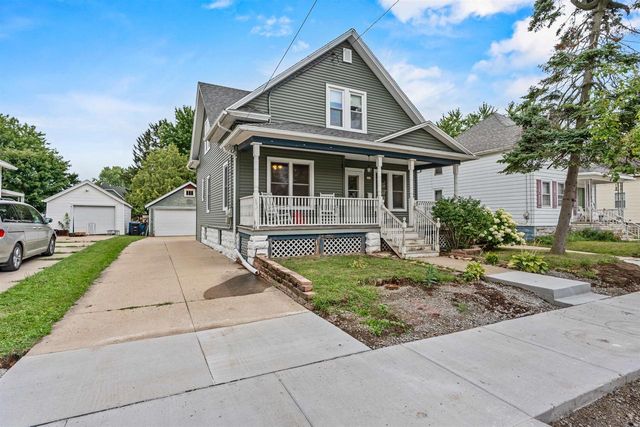 246 W 16TH AVENUE, Oshkosh, WI 54902