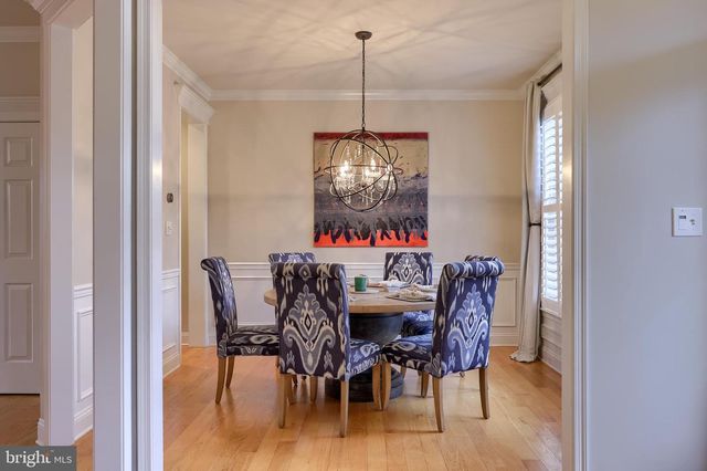 307 BOWYER LN, Lititz, PA 17543