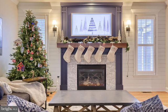 307 BOWYER LN, Lititz, PA 17543