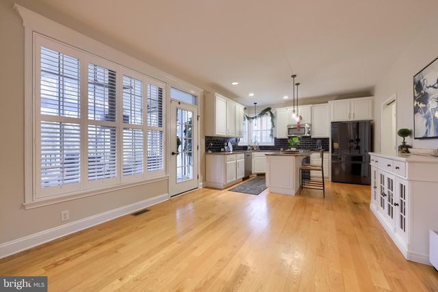 307 BOWYER LN, Lititz, PA 17543