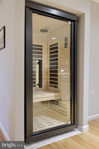 307 BOWYER LN, Lititz, PA 17543