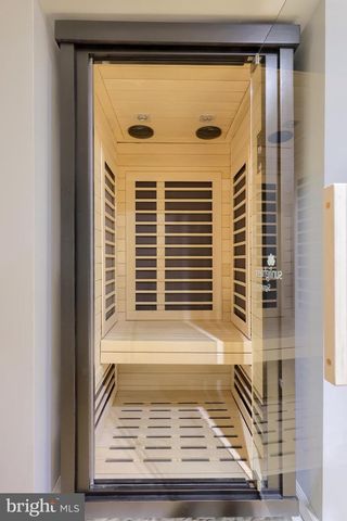 307 BOWYER LN, Lititz, PA 17543