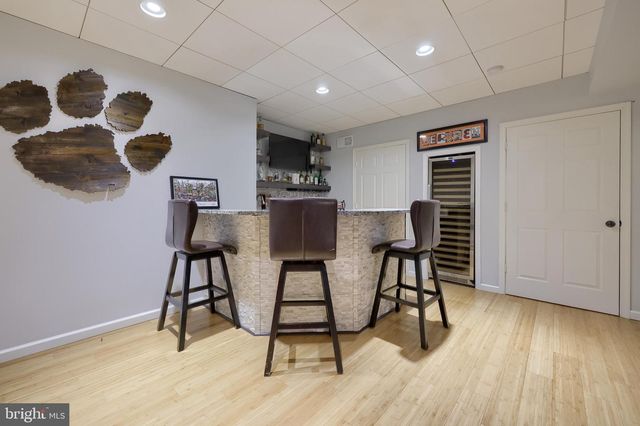 307 BOWYER LN, Lititz, PA 17543