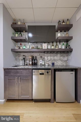 307 BOWYER LN, Lititz, PA 17543