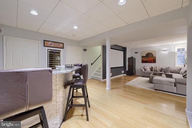 307 BOWYER LN, Lititz, PA 17543