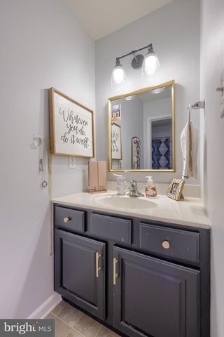 307 BOWYER LN, Lititz, PA 17543