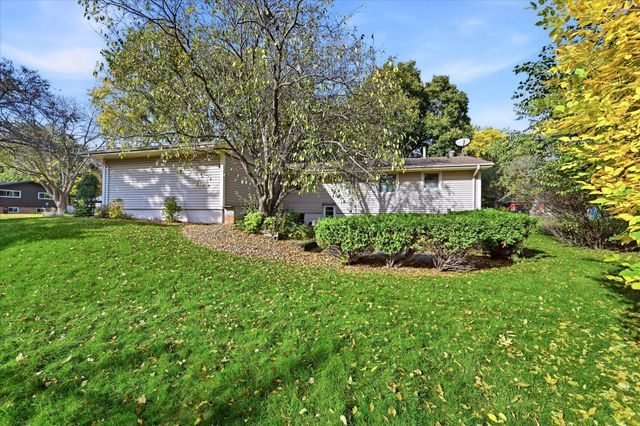 6055 Westbrook Road, Golden Valley, MN 55422