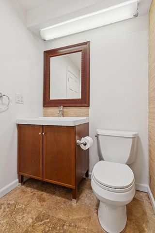 13124 April Lane, Minnetonka, MN 55305