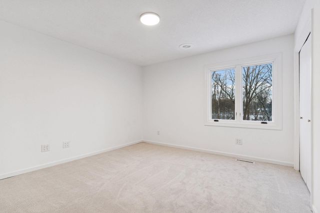 13124 April Lane, Minnetonka, MN 55305