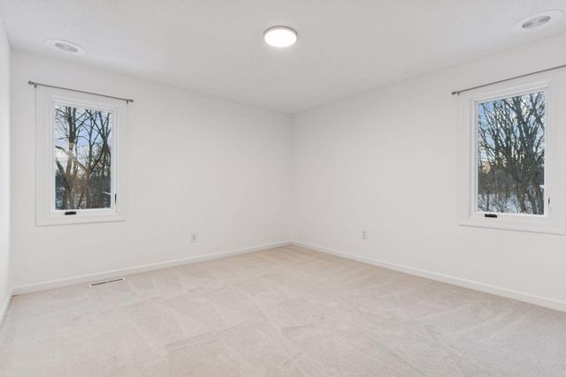 13124 April Lane, Minnetonka, MN 55305