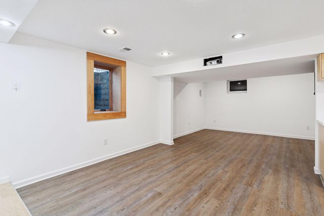 13124 April Lane, Minnetonka, MN 55305