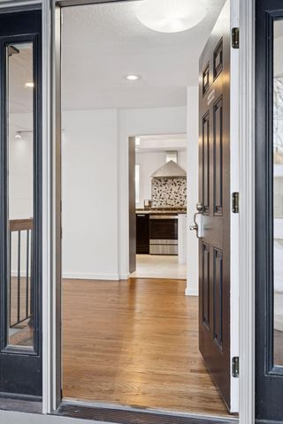 13124 April Lane, Minnetonka, MN 55305