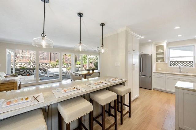 1321 Vernon Terrace, San Mateo, CA 94402