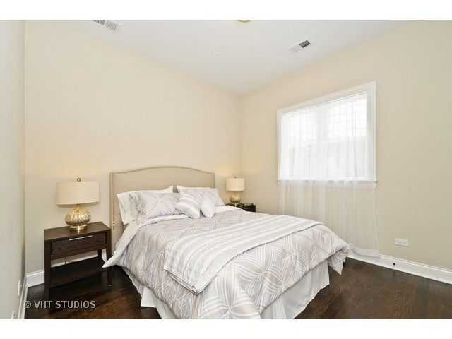 3356 N Marshfield Avenue 2, Chicago, IL 60657
