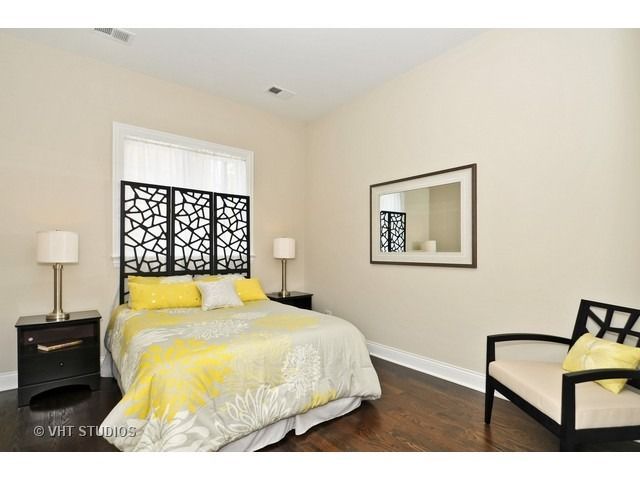 3356 N Marshfield Avenue 2, Chicago, IL 60657