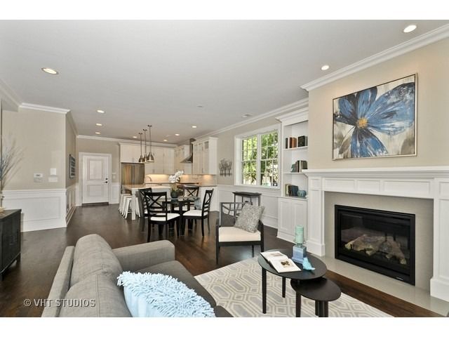 3356 N Marshfield Avenue 2, Chicago, IL 60657