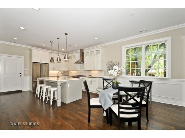 3356 N Marshfield Avenue 2, Chicago, IL 60657