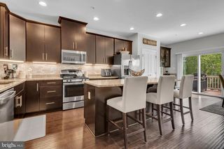 8121 HICKORY HOLLOW DR, Glen Burnie, MD 21060