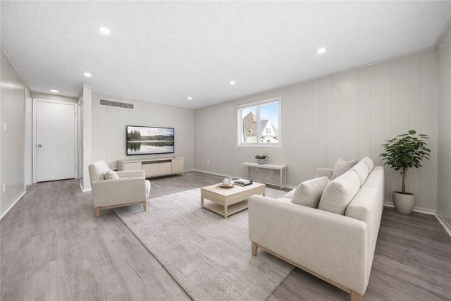 116 4th St, Mcdonald, PA 15057