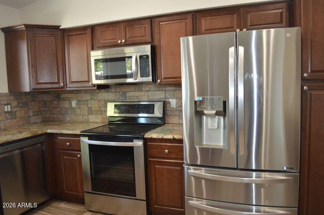 9614 W ECHO Lane, Peoria, AZ 85345