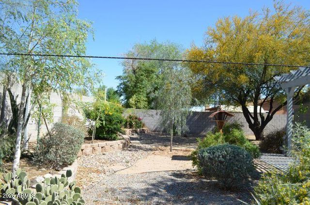 9614 W ECHO Lane, Peoria, AZ 85345