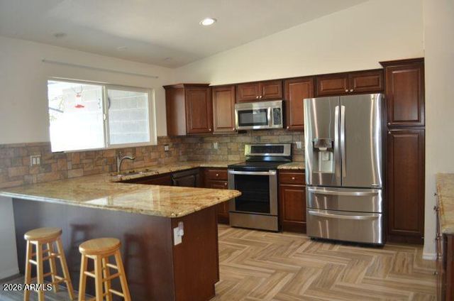 9614 W ECHO Lane, Peoria, AZ 85345