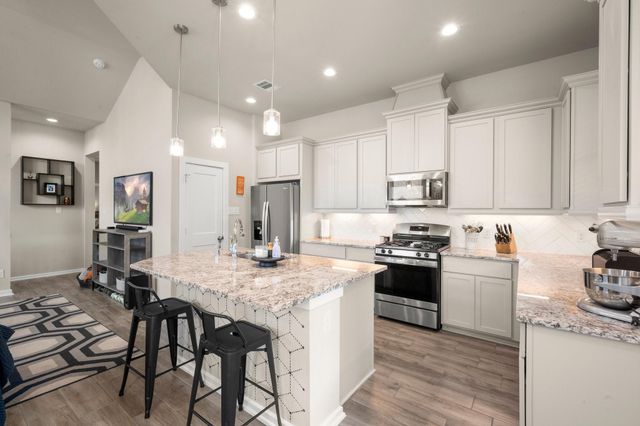 255 S Spotted Fern Drive, Montgomery, TX 77316