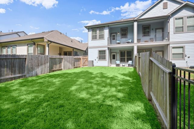 255 S Spotted Fern Drive, Montgomery, TX 77316