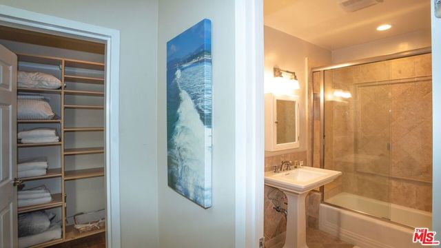 2101 Ocean Avenue 14, Santa Monica, CA 90405