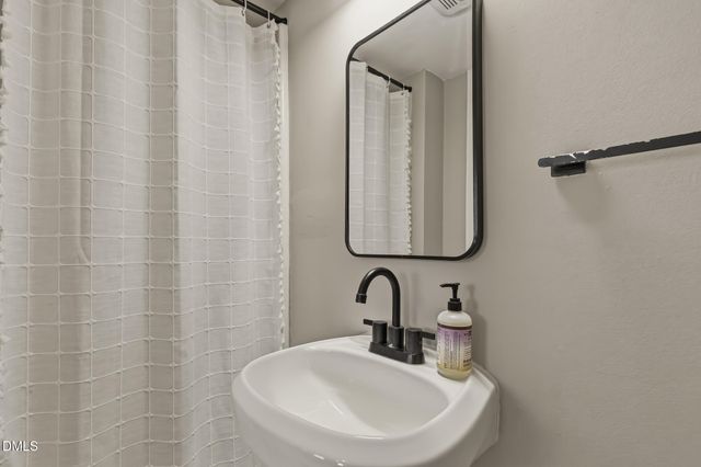 204 Georgetown Road, Raleigh, NC 27608