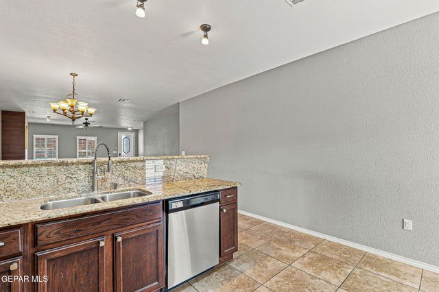 1612 RAYADO CREEK Lane, El Paso, TX 79911