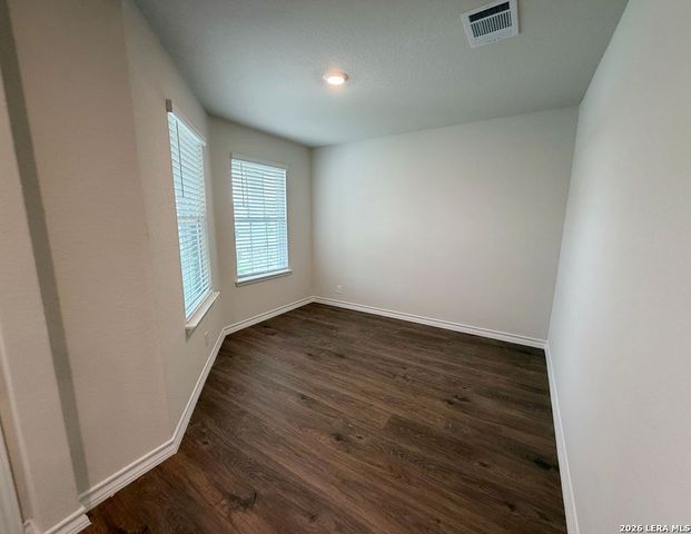 547 Avalon Banks, Cibolo, TX 78108