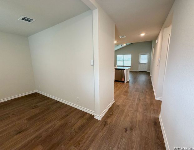 547 Avalon Banks, Cibolo, TX 78108