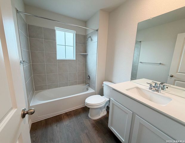 547 Avalon Banks, Cibolo, TX 78108