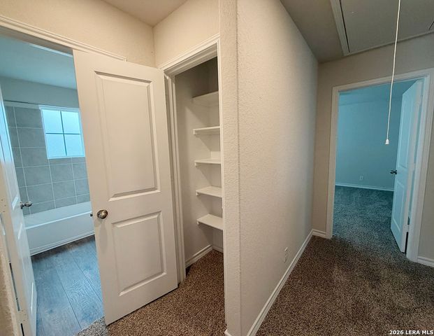547 Avalon Banks, Cibolo, TX 78108