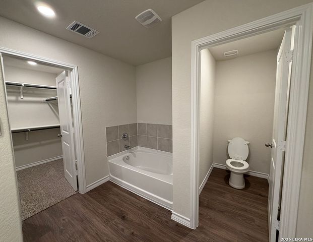 547 Avalon Banks, Cibolo, TX 78108