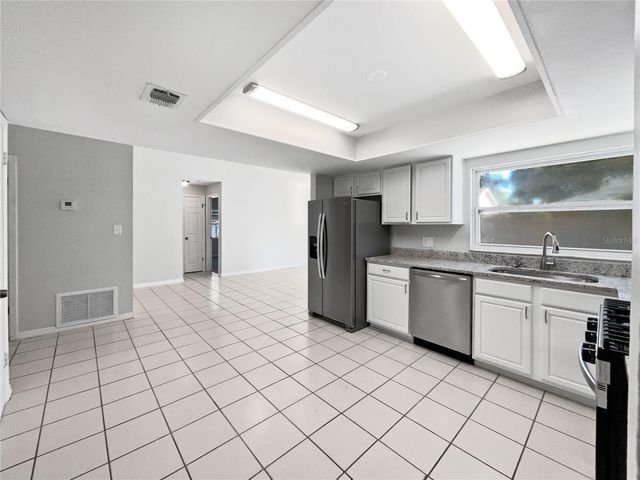 831 HAULOVER DRIVE, Altamonte Springs, FL 32714