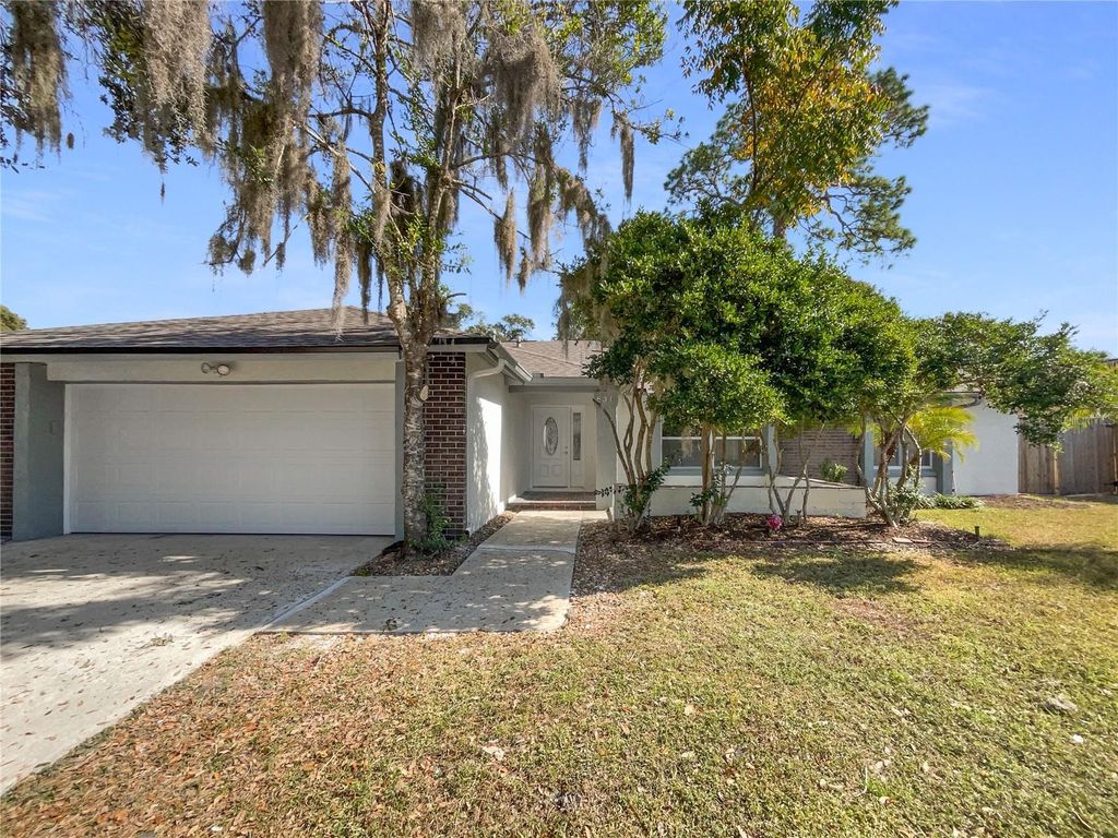 831 HAULOVER DRIVE, Altamonte Springs, FL 32714