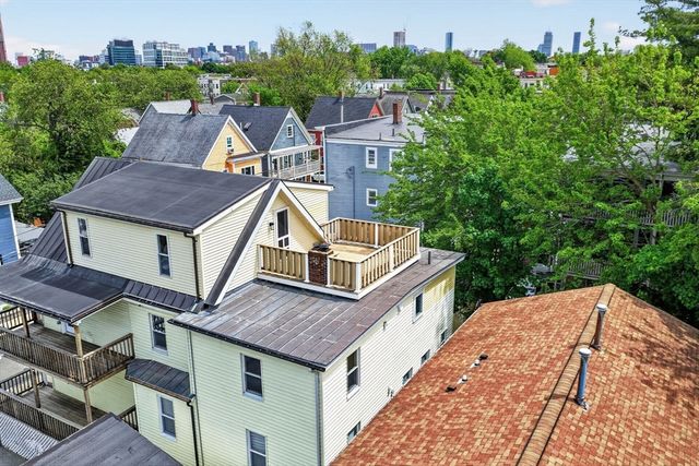 29 Hanson St, Somerville, MA 02143