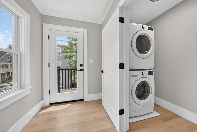 29 Hanson St, Somerville, MA 02143