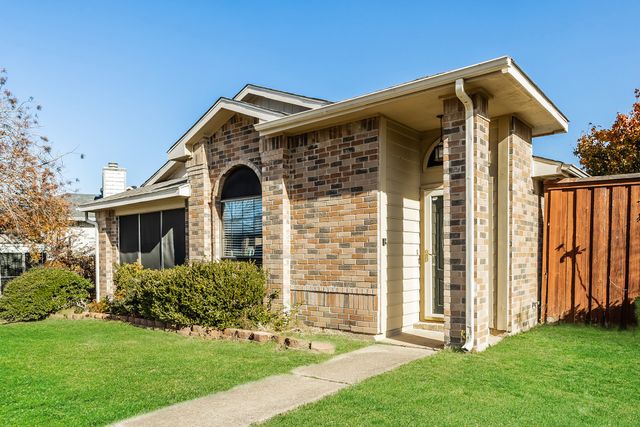 450 Appomattox Drive, Mesquite, TX 75149