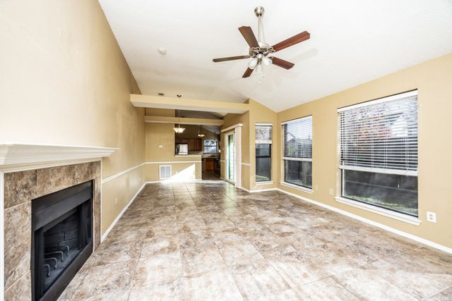 450 Appomattox Drive, Mesquite, TX 75149