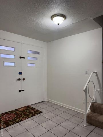 7421 Heather Heath, West Bloomfield, MI 48322