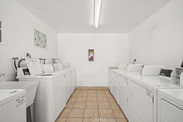 5500 Lindley 209, Encino, CA 91316