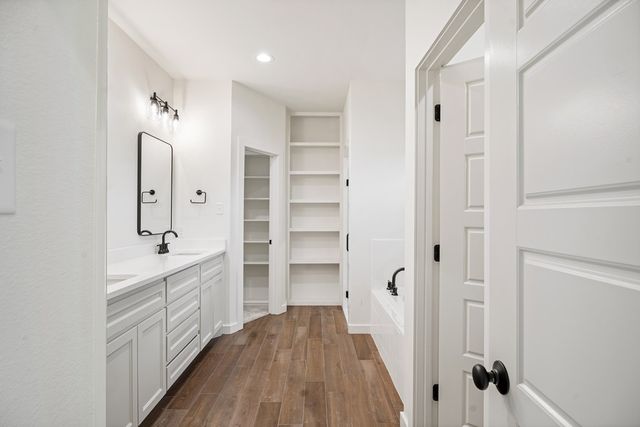 4504 Clear Fork Court, Midland, TX 79707