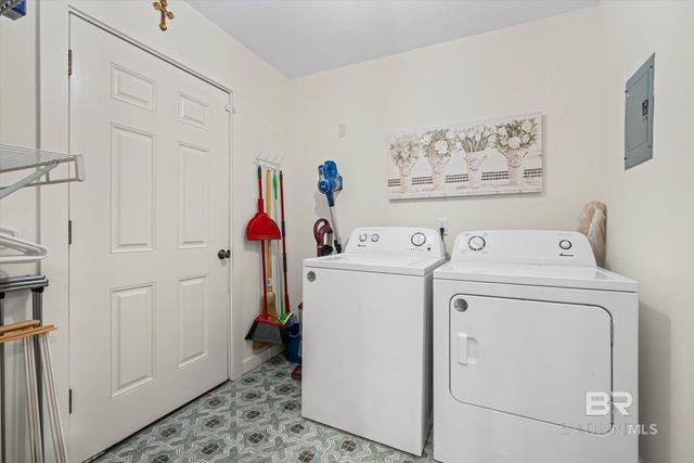 5841 Rivenbark Lane, Fairhope, AL 36532