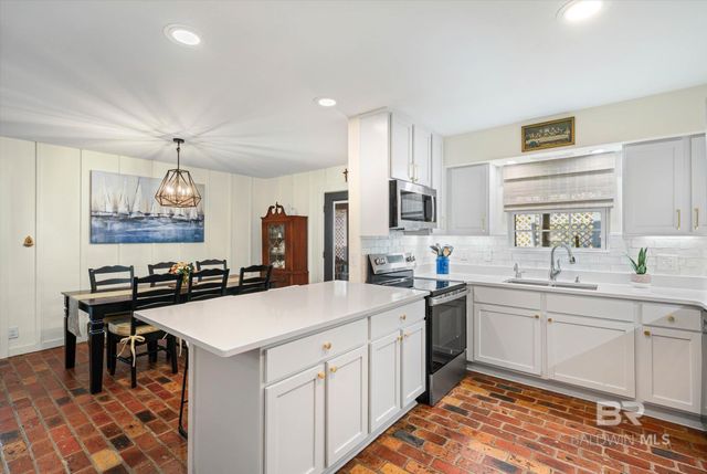 5841 Rivenbark Lane, Fairhope, AL 36532