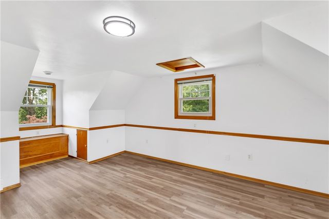 51 Revo Rd, Baldwin Boro, PA 15236