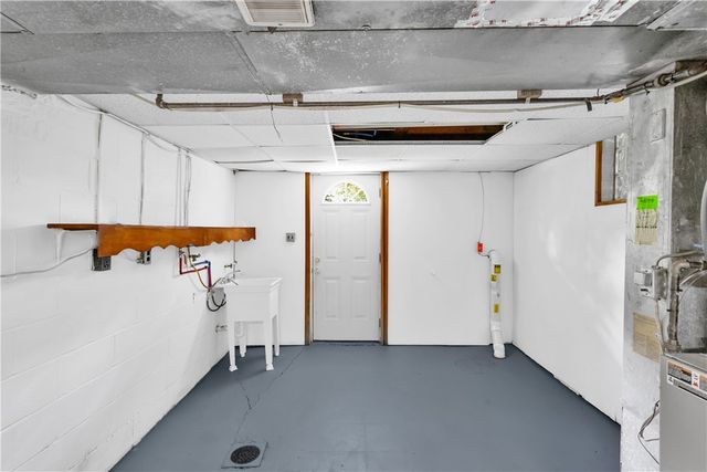 51 Revo Rd, Baldwin Boro, PA 15236